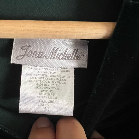 Jona Michelle Velvet And Lace Christmas Dress Girls Size 10 Emerald Green - Picture 5 of 5